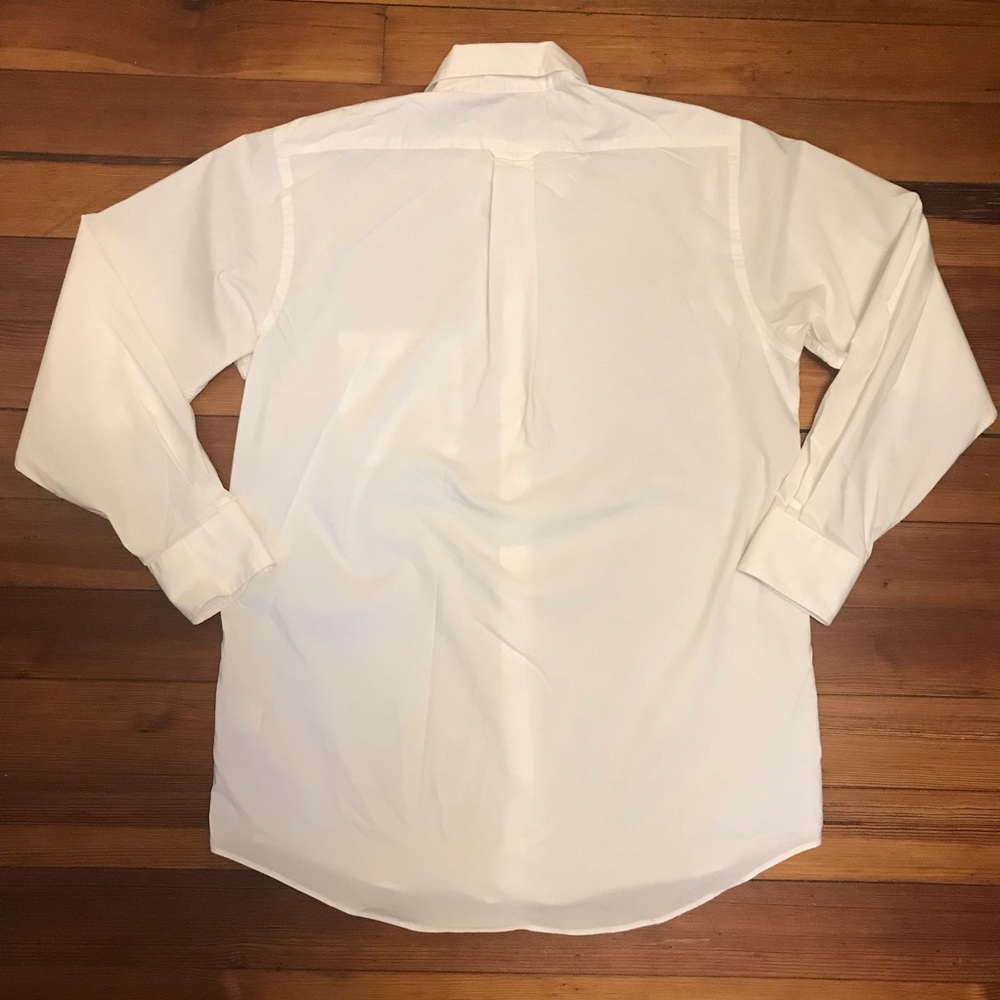 IZOD Button Up - Picture 2 of 2